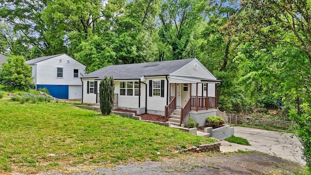 1922 Dobbins Ave, Anderson, SC 29625 - view of front of home with a front yard, crawl space, and a porch