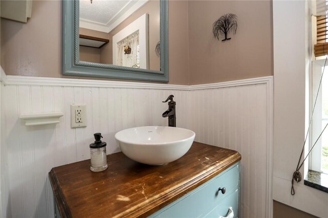 371 Store Rd, Easley, SC 29640 - bathroom featuring vanity and a wainscoted wall