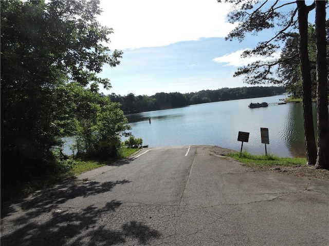 450 N Port Bass Dr, Fair Play, SC 29643