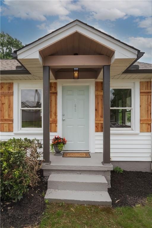 view of property entrance