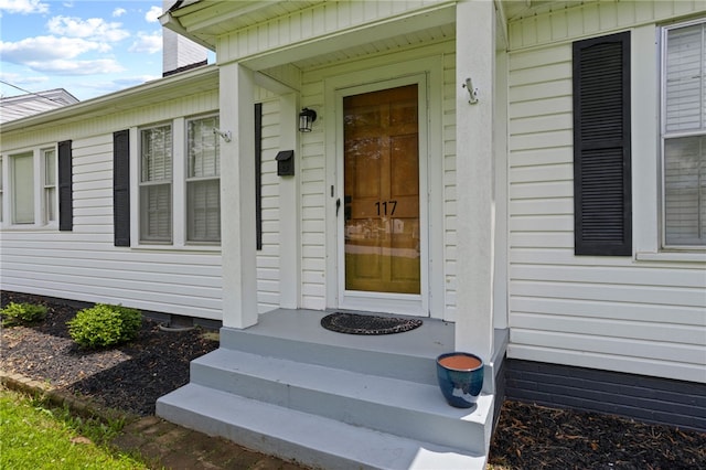 117 Henry Ave, Anderson, SC 29625 - view of exterior entry featuring crawl space