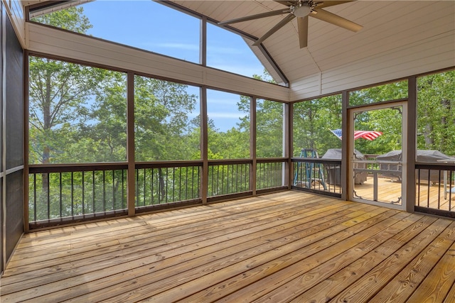 117 W Waters Edge Ln, West Union, SC 29696 - unfurnished sunroom with ceiling fan and vaulted ceiling