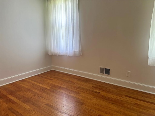 502 Cheyenne St, Anderson, SC 29626 - unfurnished room featuring baseboards and hardwood / wood-style floors
