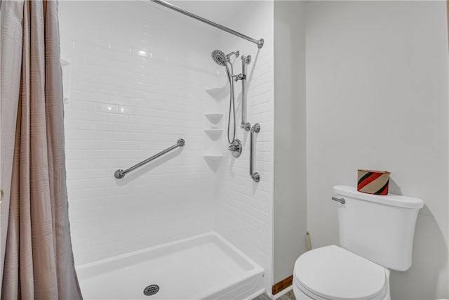 211 Jana Dr, Walhalla, SC 29691 - full bathroom with toilet and a stall shower
