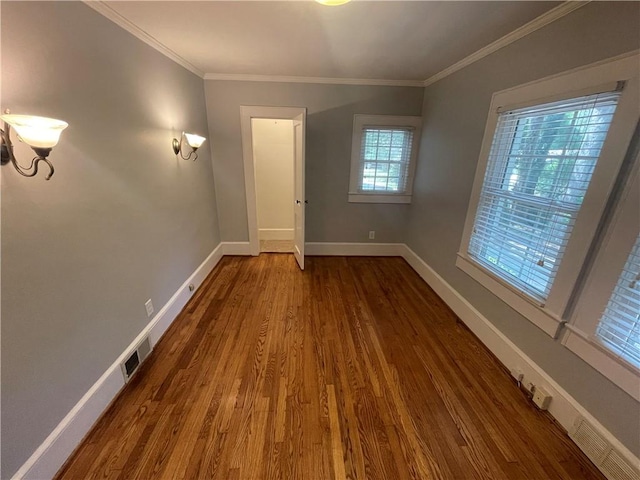 501 Seneca Dr, Seneca, SC 29678 - unfurnished room with wood finished floors, baseboards, and ornamental molding