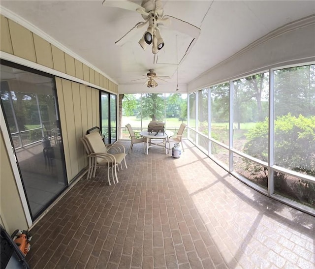 261 N Mcallister Rd, Liberty, SC 29657 - sunroom with ceiling fan
