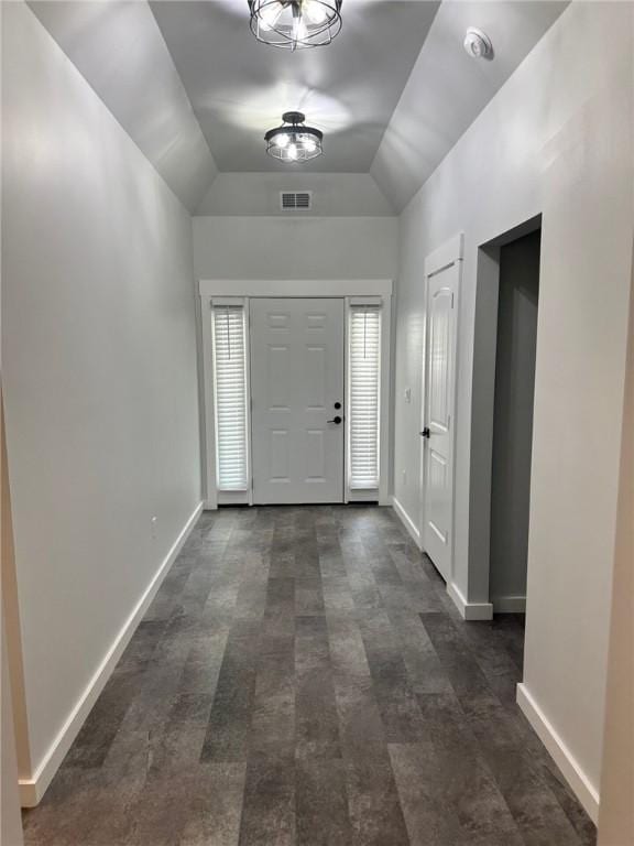 70 Creek Point Dr, Abbeville, SC 29620 - foyer entrance with lofted ceiling and baseboards