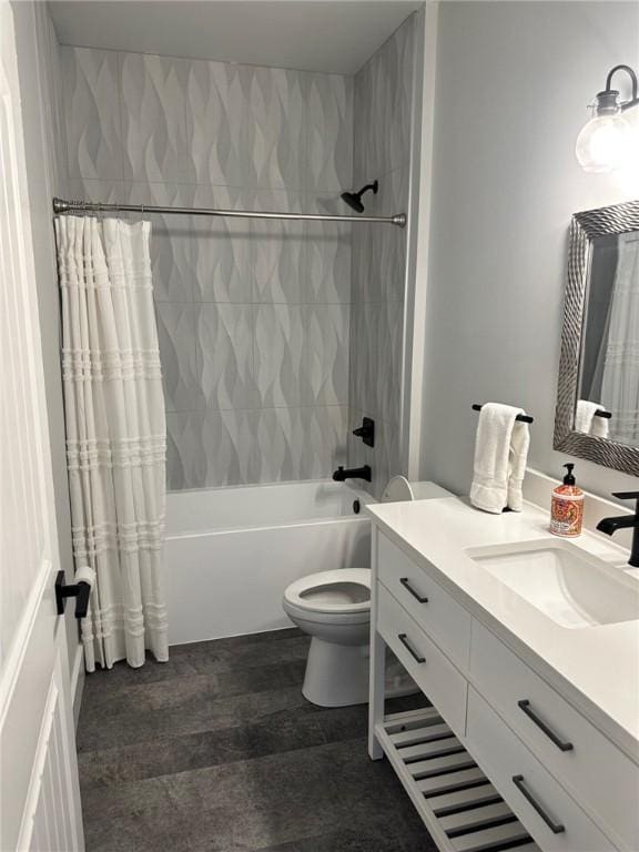 70 Creek Point Dr, Abbeville, SC 29620 - full bath featuring vanity, toilet, shower / bath combination with curtain, and wood finished floors