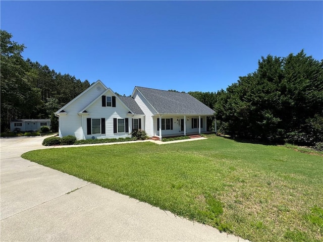 106 Dewars Trl, Anderson, SC 29621 - view of front of house featuring covered porch and a front lawn