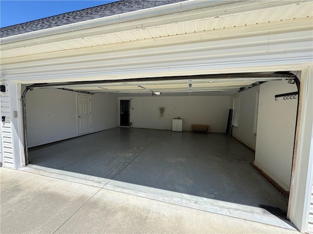 106 Dewars Trl, Anderson, SC 29621 - view of garage