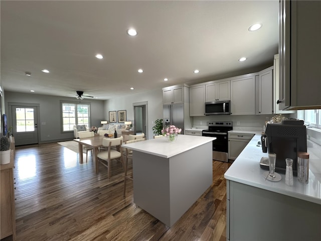 190 Jefferson Pl, Walhalla, SC 29691 - kitchen with appliances with stainless steel finishes, a kitchen island, open floor plan, light countertops, and recessed lighting