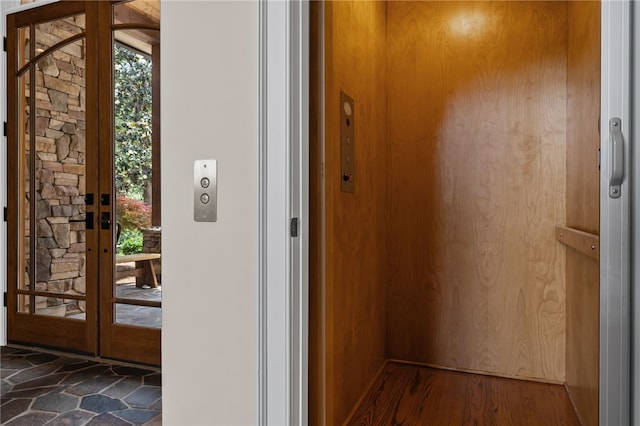 117 Misty Water Loop, Sunset, SC 29685 - entryway featuring elevator