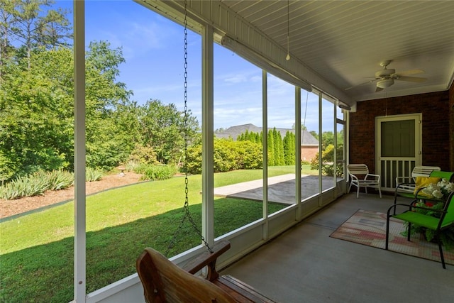 704 Nottingham Ct, Seneca, SC 29672 - sunroom featuring a ceiling fan