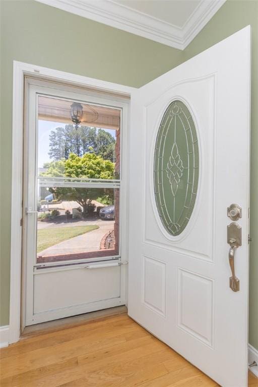 207 W Green Chase, Anderson, SC 29621 - entrance foyer featuring ornamental molding and light wood-style flooring