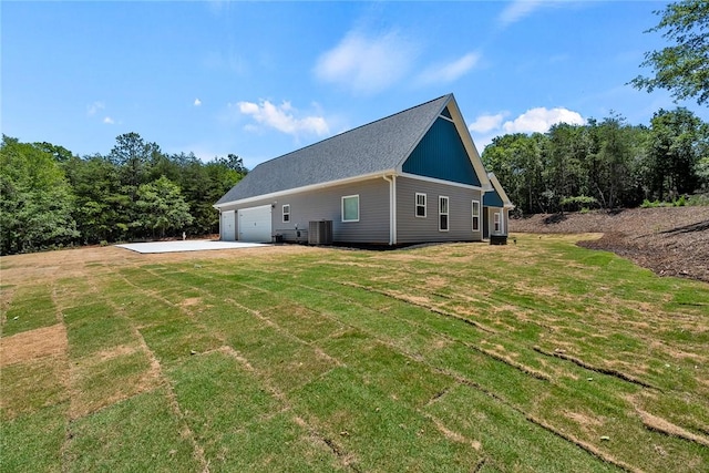 100 Grandview Dr, Anderson, SC 29625 - view of side of property with cooling unit, a lawn, and a garage