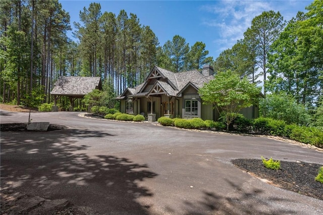 251 Settlement Blvd, Sunset, SC 29685 - view of front of property featuring a chimney and curved driveway