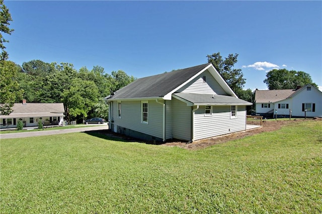 208 Aiken St, Central, SC 29630 - view of side of property with a lawn