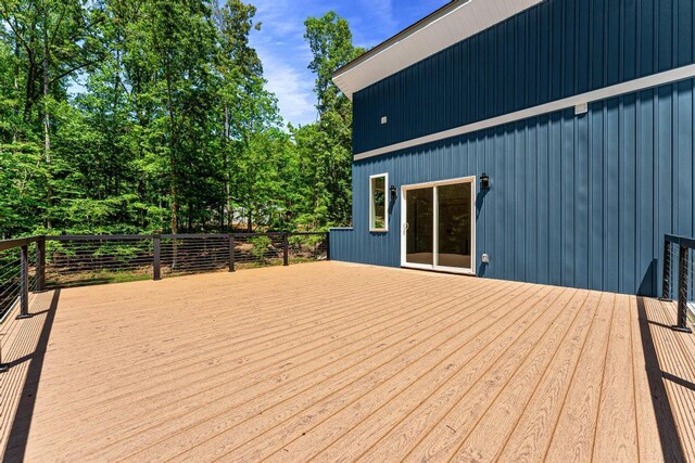 100 Plum Ct, Westminster, SC 29693 - view of wooden terrace