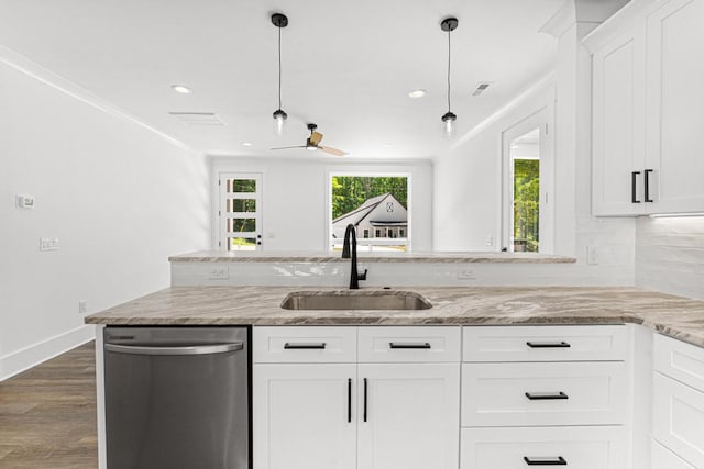 100 Plum Ct, Westminster, SC 29693 - kitchen featuring dishwasher, a sink, dark wood finished floors, a ceiling fan, and light stone countertops