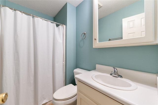 104 Brittania Cir, Anderson, SC 29621 - full bath featuring toilet, a textured ceiling, vanity, and a shower with shower curtain