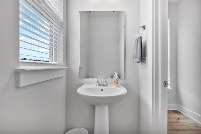 222 Grange Vally Ln, Central, SC 29630 - bathroom with wood finished floors and baseboards