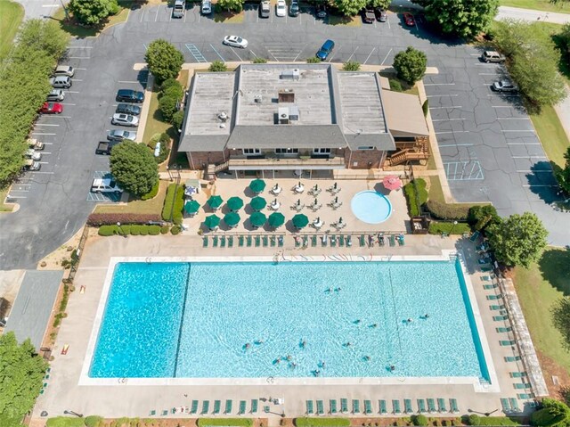 324 Sweetbriar Trl, Westminster, SC 29693 - bird's eye view of a pool