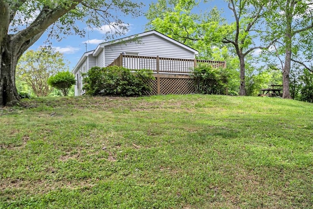 320 Fowler Rd, West Union, SC 29696 - view of grassy yard featuring a deck