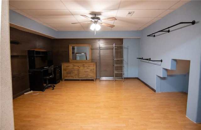 124 Grand Oak Cir, Pendleton, SC 29670 - walk in closet featuring ceiling fan, light wood-style flooring, and a paneled ceiling