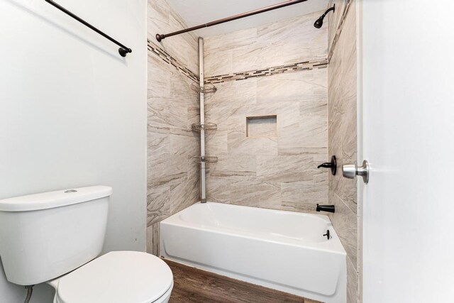 113 Woodhurst Dr, Hartwell, GA 30643 - bathroom featuring toilet, shower / tub combination, and wood finished floors