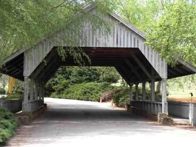 1029 Cross Creek Dr, Seneca, SC 29678 - view of home's community