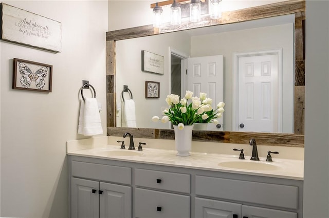 205 Shadow Oaks Dr, Easley, SC 29642 - full bath with double vanity