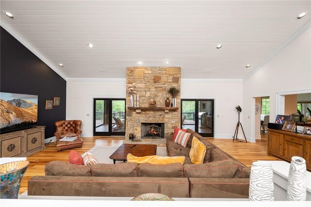 301 Augusta Way, Sunset, SC 29685 - living area featuring light wood finished floors, crown molding, a fireplace, baseboards, and recessed lighting