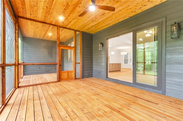 120 Thomason View Rd, Fountain Inn, SC 29644 - unfurnished sunroom with a ceiling fan