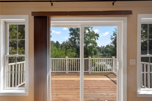 204 Lakeside Dr, Walhalla, SC 29691 - view of entryway