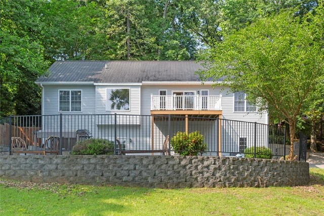 204 Lakeside Dr, Walhalla, SC 29691 - view of front of house with metal roof