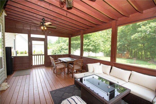 104 Tinsley Dr, Anderson, SC 29621 - sunroom / solarium featuring an outdoor hangout area, plenty of natural light, and ceiling fan