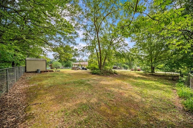 100 Colonial Ct, West Union, SC 29696 - view of yard