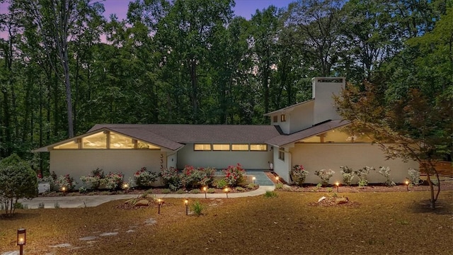 333 Woodland Way, Clemson, SC 29631 - mid-century modern home with stucco siding