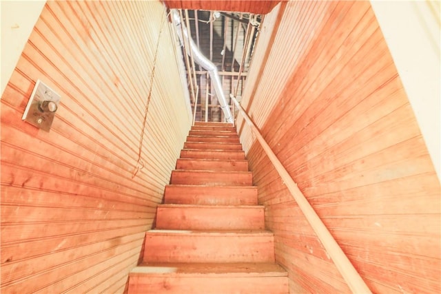 206 W N 1st St, Seneca, SC 29678 - staircase featuring wooden walls