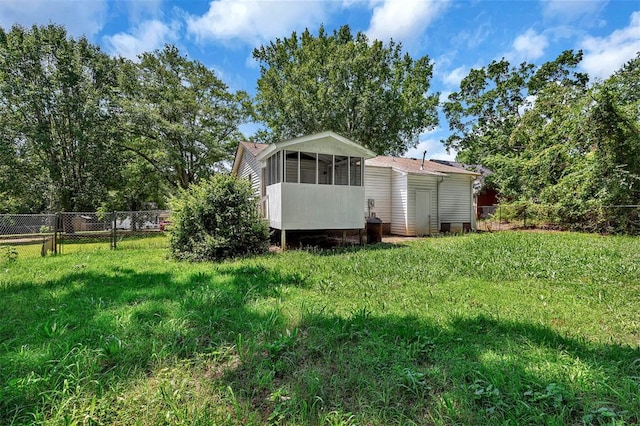301 Wardlaw St, Anderson, SC 29624 - rear view of house featuring a sunroom