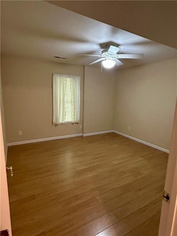 105 Eagle Ct, Westminster, SC 29693 - unfurnished room with wood finished floors and a ceiling fan
