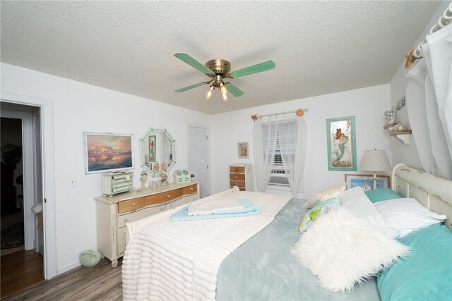 79 Blue Heron Cv, Abbeville, SC 29620 - bedroom with wood finished floors and a ceiling fan