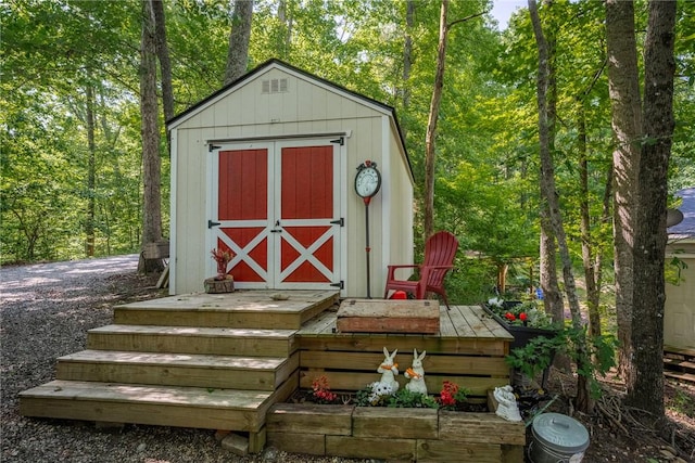 79 Blue Heron Cv, Abbeville, SC 29620 - view of shed with a forest view