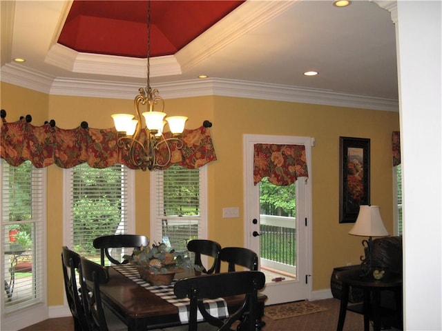 307 Holly Ridge Dr, Anderson, SC 29621 - dining room with a chandelier, ornamental molding, baseboards, a tray ceiling, and recessed lighting