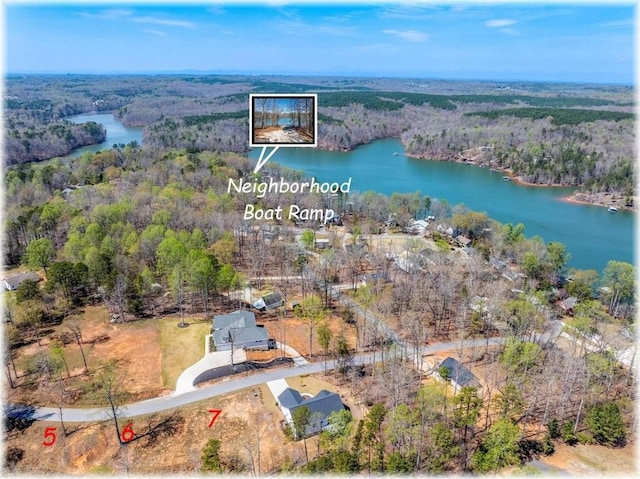620 Lynnhaven Dr, Seneca, SC 29678
