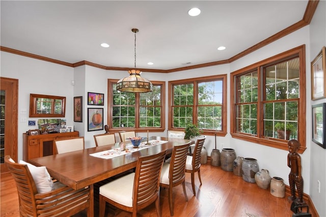 405 Windcrest Ct, Salem, SC 29676 - dining room with wood finished floors, recessed lighting, and crown molding