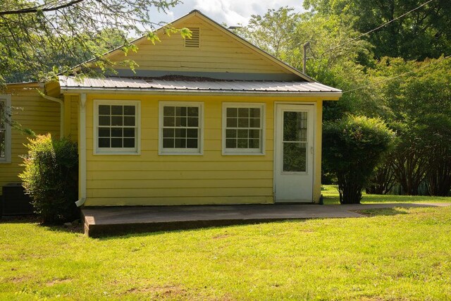 200 Bulwinkle Dr, Walhalla, SC 29691 - view of property exterior featuring a lawn and a metal roof
