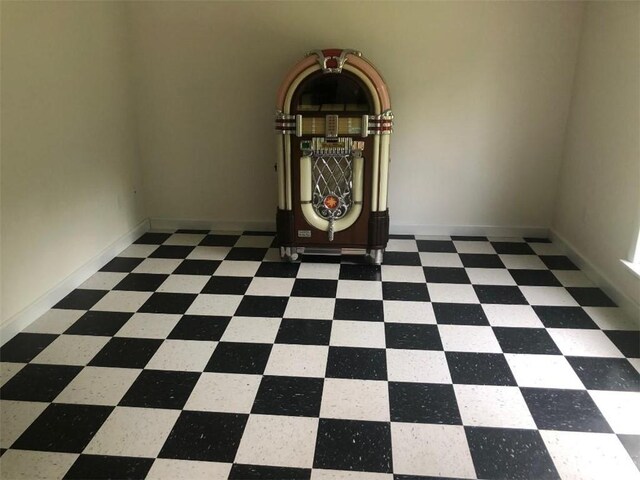 431 Seigler Rd, Iva, SC 29655 - view of empty room