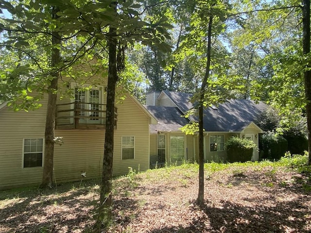 621 Chase Lndg, Martin, GA 30557 - view of side of property featuring a balcony