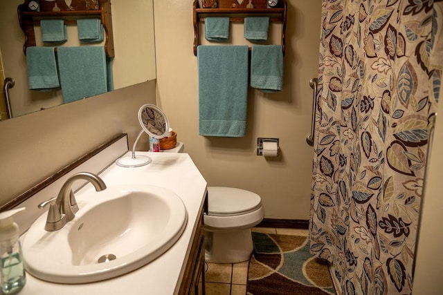 316 Brewer Rd, Walhalla, SC 29691 - bathroom featuring tile patterned flooring, a shower with curtain, and vanity